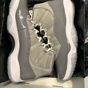 Air Jordan 11 Retro Cool Grey